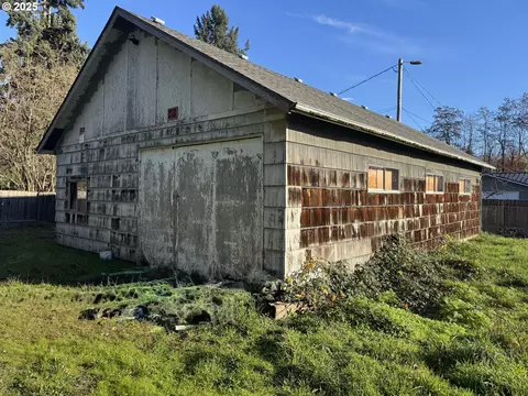 Elmira Rd, Eugene, OR 97402