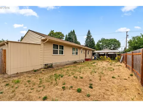 Exterior - 3003 River Rd, Eugene, OR 97404 photo 3 of 8