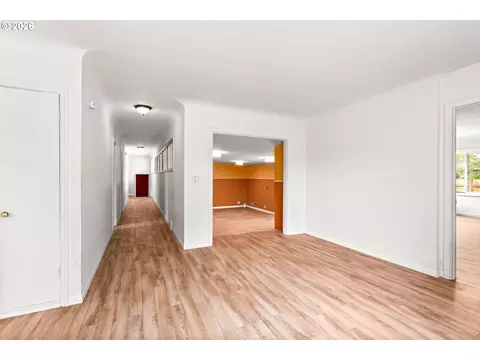 Entry Way - 3003 River Rd, Eugene, OR 97404 photo 1 of 3