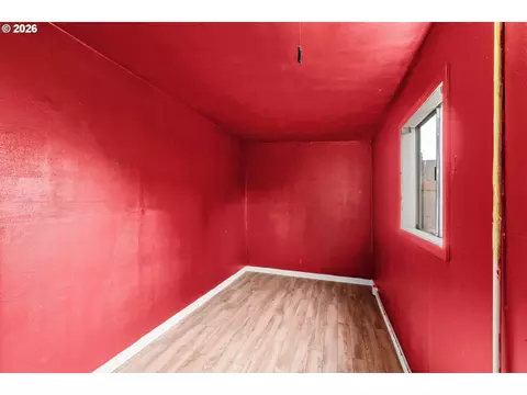 Bedroom - 3003 River Rd, Eugene, OR 97404 photo 1 of 1