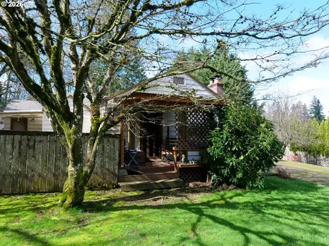 16421 SE Webster Rd, Milwaukie, OR 97267