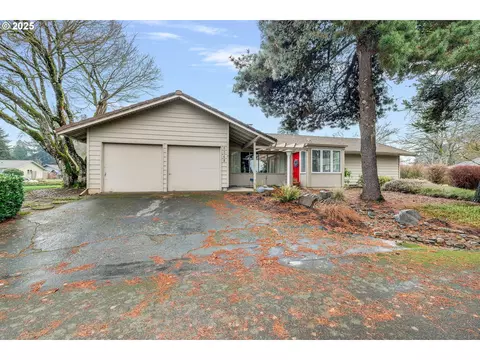 6548 SE Pine Creek Way, Milwaukie, OR 97267