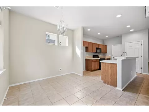 Dining - 5773 Mt Vernon Rd, Springfield, OR 97478 photo 2 of 2
