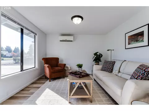 Living - 2456 Carbona St, Eugene, OR 97404 photo 2 of 3