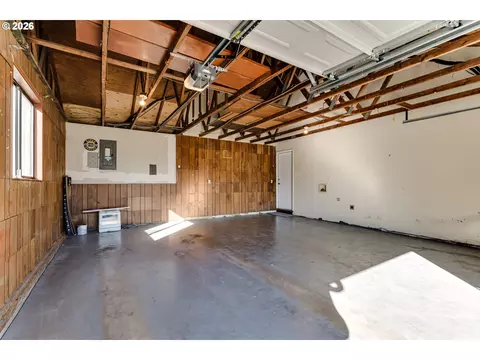 Other - 2456 Carbona St, Eugene, OR 97404 photo 11 of 12