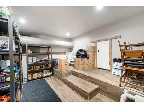 Other - 2742 Blue Spruce Dr, Eugene, OR 97405 photo 13 of 14