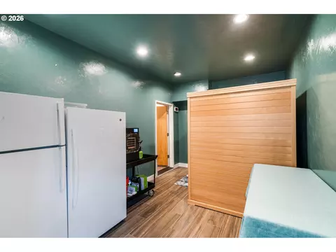 Other - 2742 Blue Spruce Dr, Eugene, OR 97405 photo 11 of 14