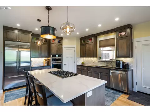 Kitchen - 2742 Blue Spruce Dr, Eugene, OR 97405 photo 1 of 3