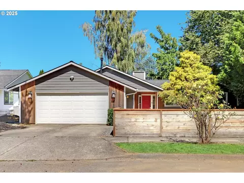 15249 NE Beech Ct, Portland, OR 97230