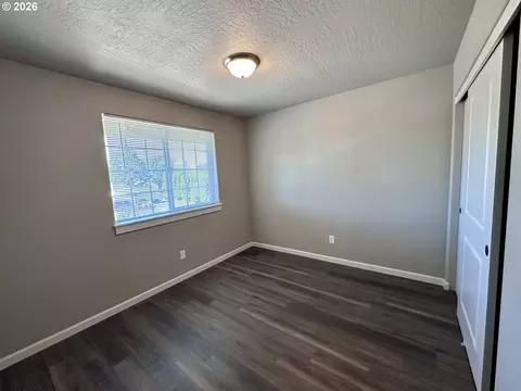 Bedroom - 243 Lacasa St, Eugene, OR 97402 photo 5 of 9