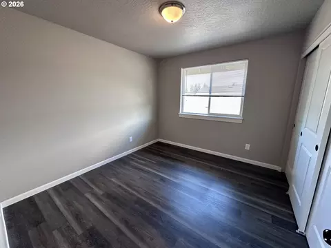 Bedroom - 243 Lacasa St, Eugene, OR 97402 photo 3 of 9