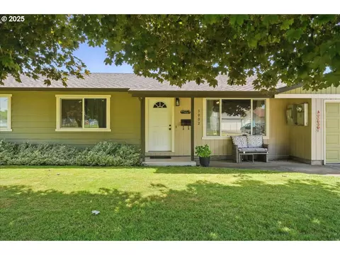 3002 17th Ave, Forest Grove, OR 97116
