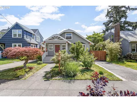 7642 SE 18th Ave, Portland, OR 97202