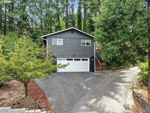 1002 N 1st St, Kalama, WA 98625