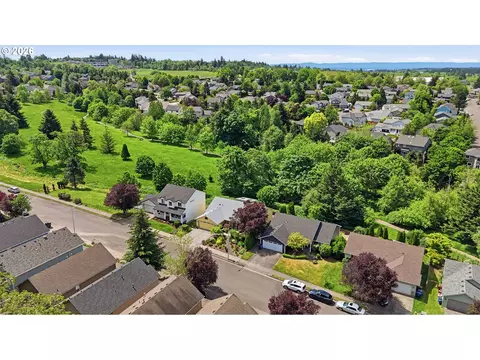 View/Area - 3003 NW Julia St, Camas, WA 98607 photo 10 of 11