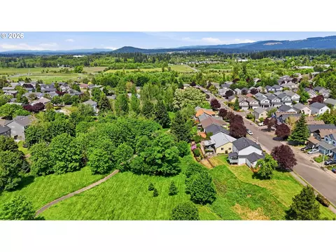 View/Area - 3003 NW Julia St, Camas, WA 98607 photo 8 of 11