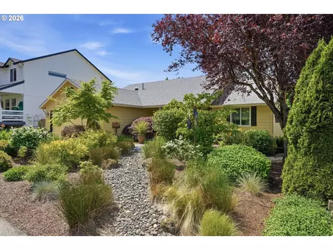 Exterior - 3003 NW Julia St, Camas, WA 98607 photo 7 of 8
