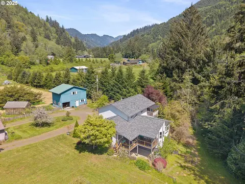 13485 Trask River Rd, Tillamook, OR 97141
