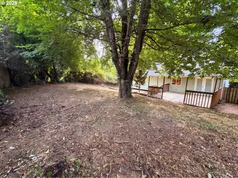 Exterior - 845 SE 8th St, Gresham, OR 97080 photo 2 of 3