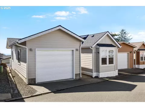 16252 Tolman Ln #12, Brookings, OR 97415