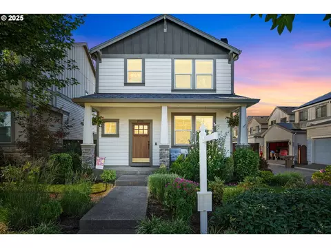 28701 SW Brussels Ln, Wilsonville, OR 97070