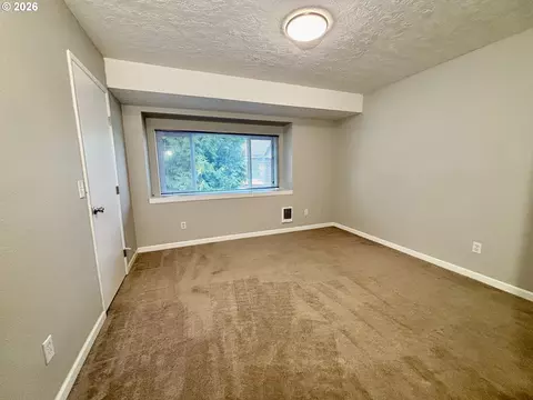 Bedroom - 2058 NE Hogan Dr, Gresham, OR 97030 photo 1 of 6