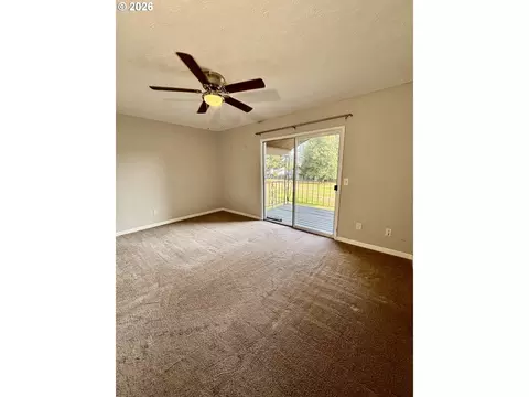 Bedroom - 2058 NE Hogan Dr, Gresham, OR 97030 photo 6 of 6