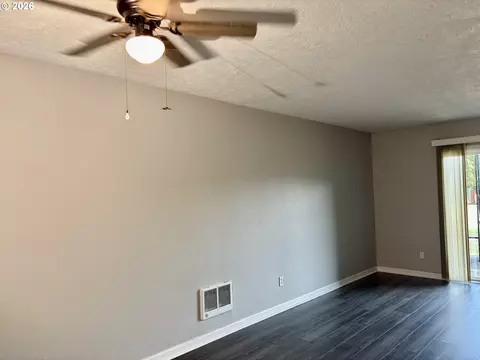Living - 2058 NE Hogan Dr, Gresham, OR 97030 photo 2 of 3