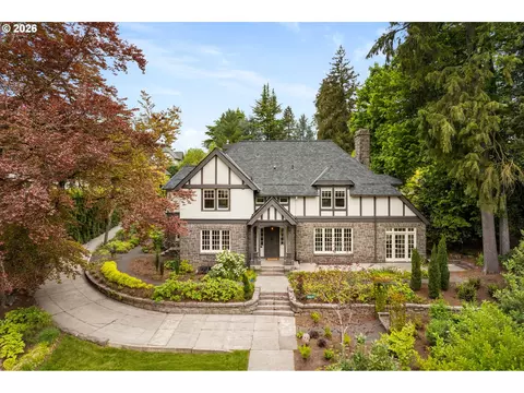6687 SE Scott Dr, Portland, OR 97215