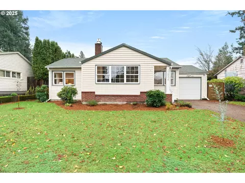 2834 SE 78th Ave, Portland, OR 97206