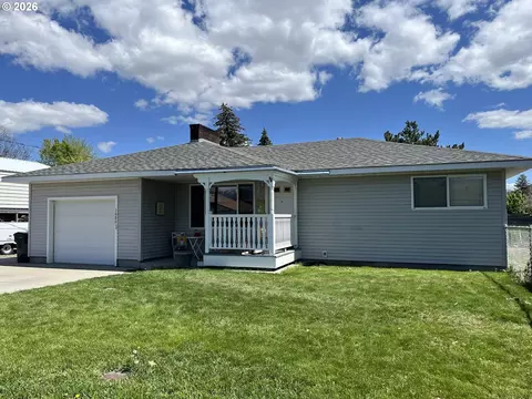 1680 Clark St, Baker City, OR 97814
