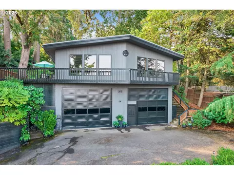 2610 Highland Oaks Dr, Eugene, OR 97405