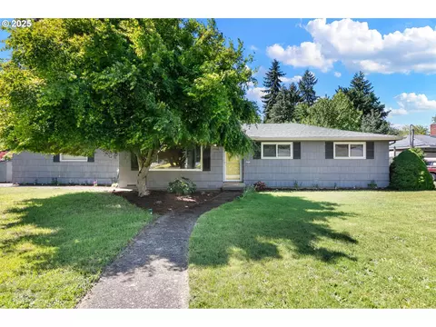 2960 Dalewood St, Eugene, OR 97404