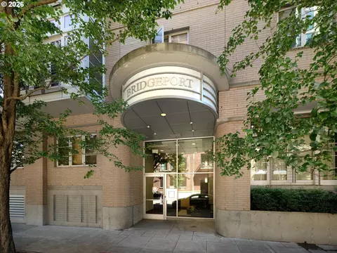 1130 NW 12th Ave #308, Portland, OR 97209