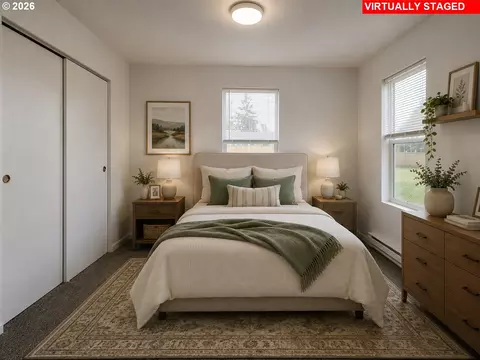Bedroom - 263 28th Ave, Longview, WA 98632 photo 1 of 8