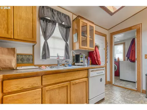 Other - 1806 SE Byers Pl, Pendleton, OR 97801 photo 5 of 13