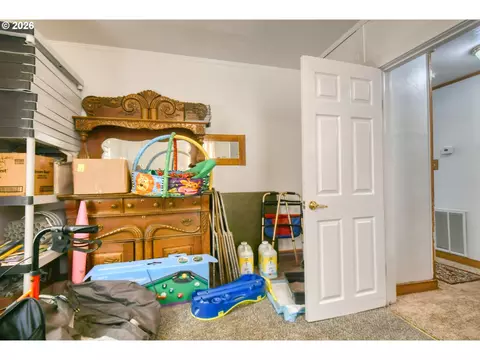 Other - 1806 SE Byers Pl, Pendleton, OR 97801 photo 6 of 13