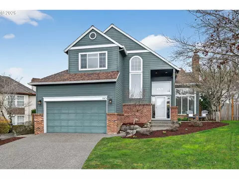 3874 NW Loriann Dr, Portland, OR 97229