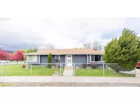 801 Lane Ave, La Grande, OR 97850