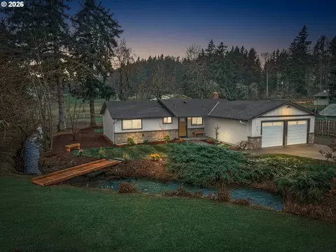 17069 S Bradley Rd, Oregon City, OR 97045