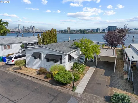 1503 N Hayden Island Dr #133, Portland, OR 97217