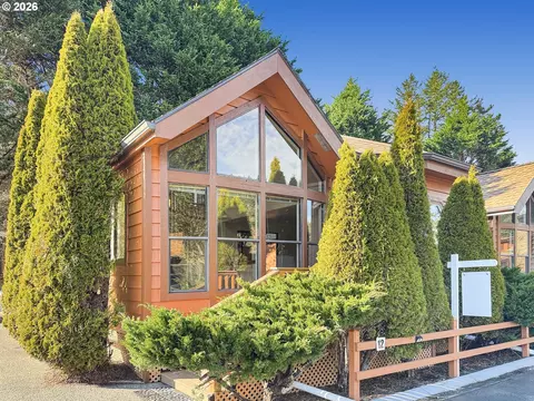 97748 N Bank Chetco River Rd # 12, Brookings, OR 97415