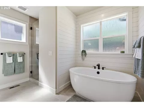 Other - 2153 Majestic Pl, Eugene, OR 97403 photo 5 of 27
