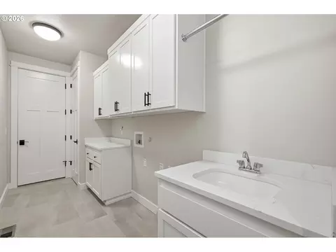 Other - 2153 Majestic Pl, Eugene, OR 97403 photo 23 of 27