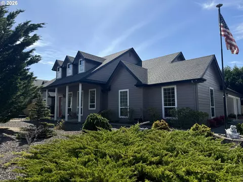 2510 Willow Crest Ct, Florence, OR 97439