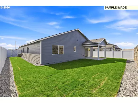 845 E Kinsley Ave, Hermiston, OR 97838 photo 28