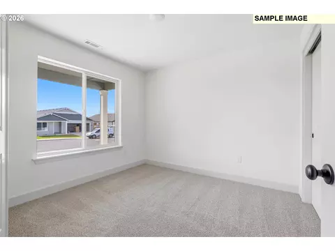 845 E Kinsley Ave, Hermiston, OR 97838 photo 4