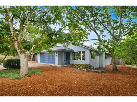 10230 SW Clydesdale Ter, Beaverton, OR 97008