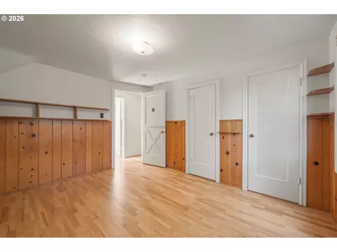 Bedroom - 2362 Charnelton St, Eugene, OR 97405 photo 3 of 5