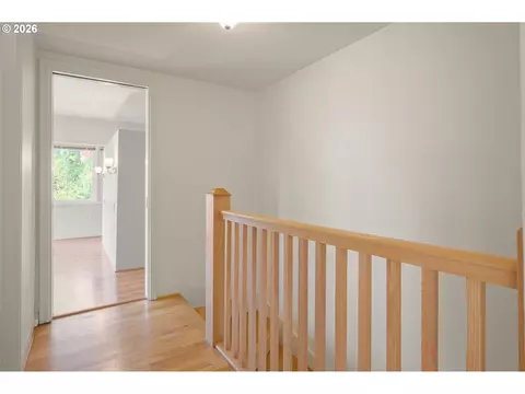 Entry Way - 2362 Charnelton St, Eugene, OR 97405 photo 4 of 5